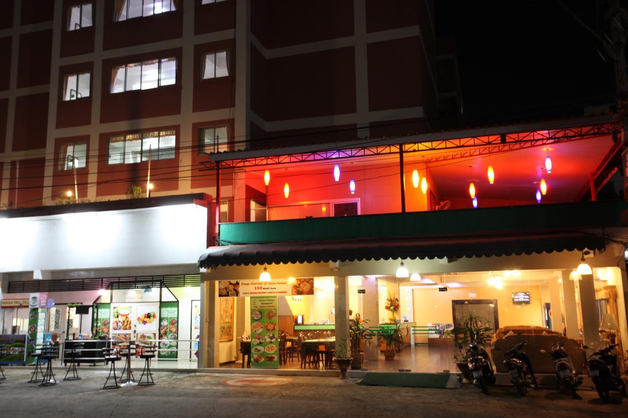 Home Pattaya Hotel Exterior photo