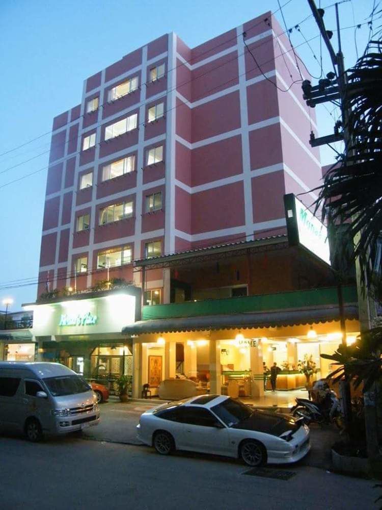 Home Pattaya Hotel Exterior photo